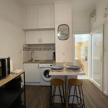22m2 Avec Sa Tulon